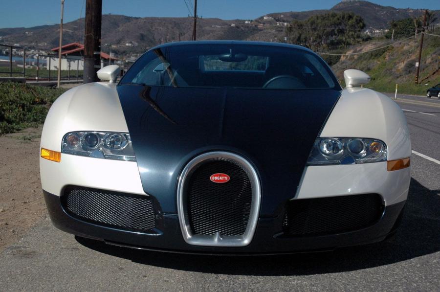  Bugatti Veyron 16.4 2007 года  (фото 7 из 28)